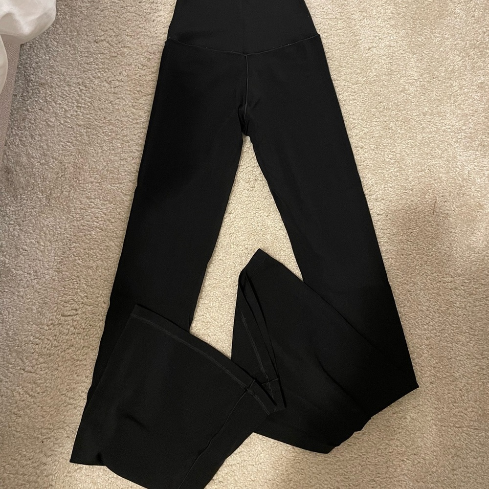 Aerie crossover flare leggings
